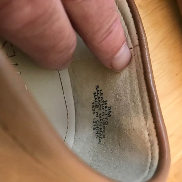 Nine West - 9M - Beige Loafers - Picture 3 of 8